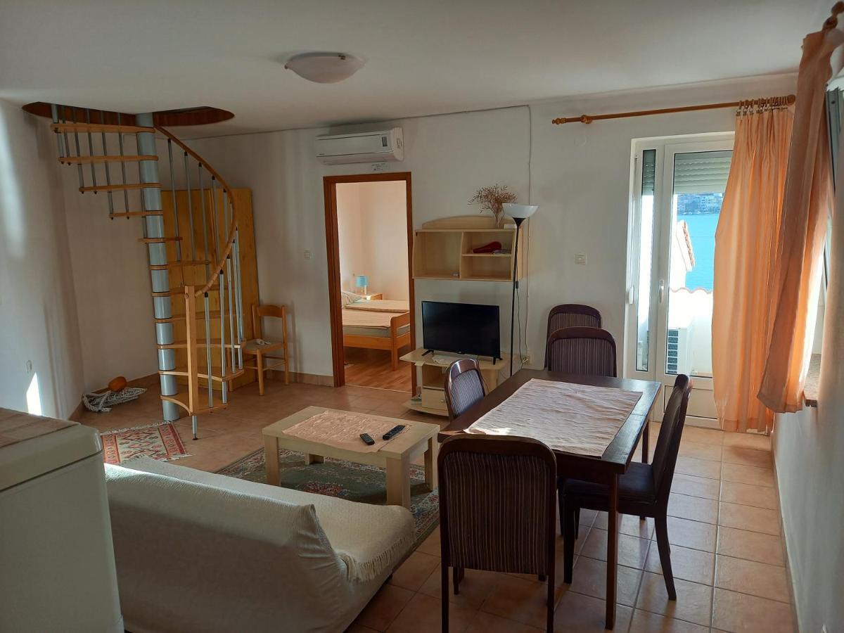 Apartman Supetarska Draga 아파트 외부 사진