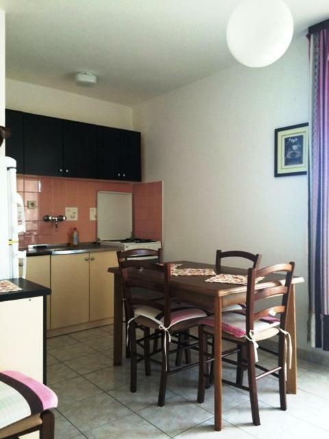 Apartman Supetarska Draga 아파트 외부 사진